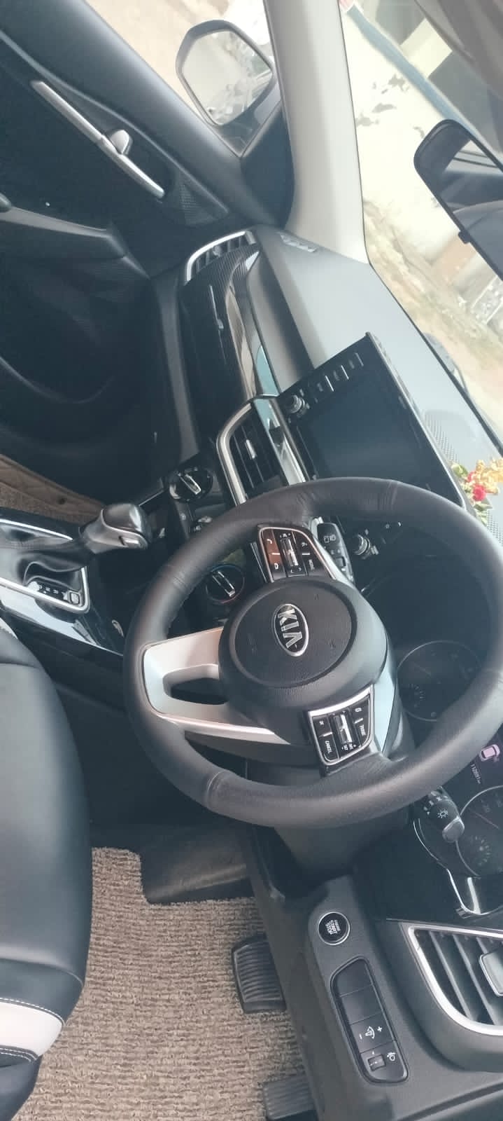 Kia Seltos - Image 2