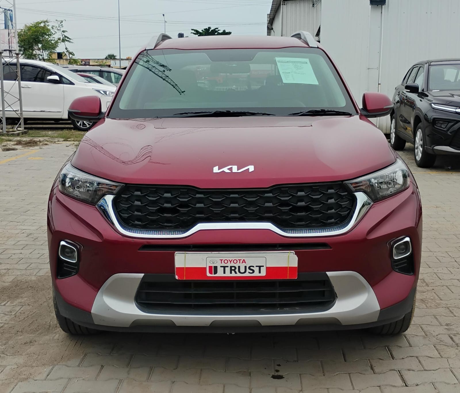 Kia Sonet - Image 10