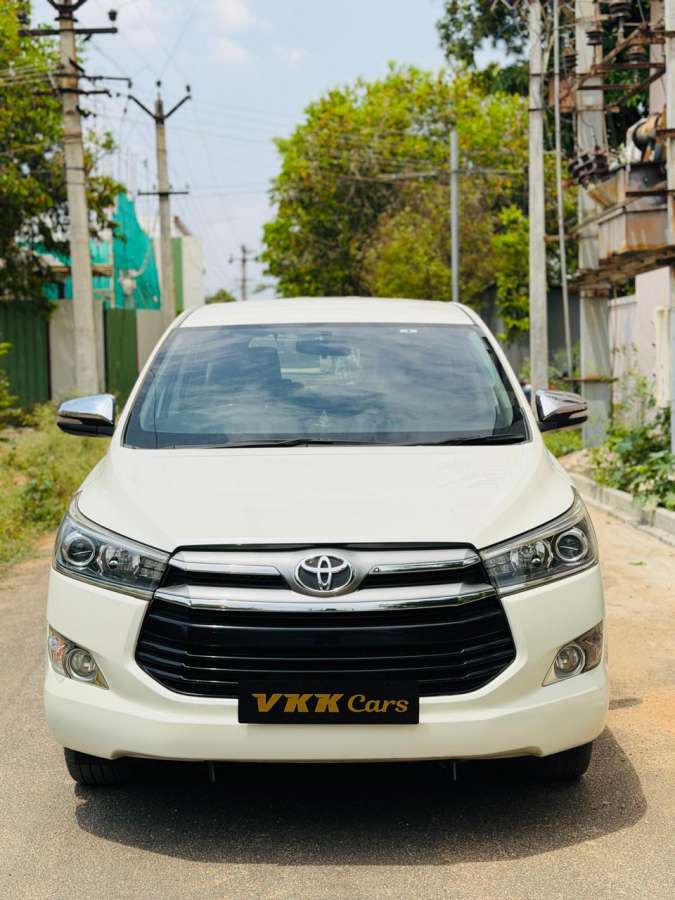 Toyota Innova Crysta 2.4 ZX 7 STR