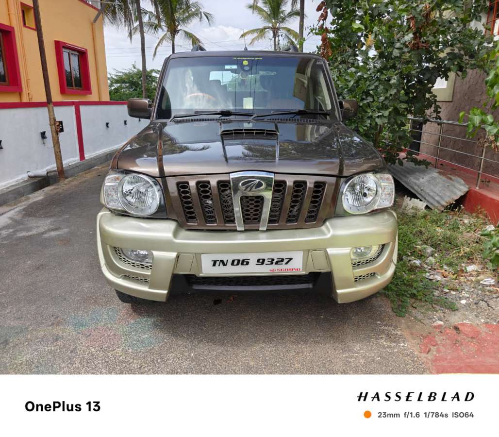 Mahindra Scorpio VLX