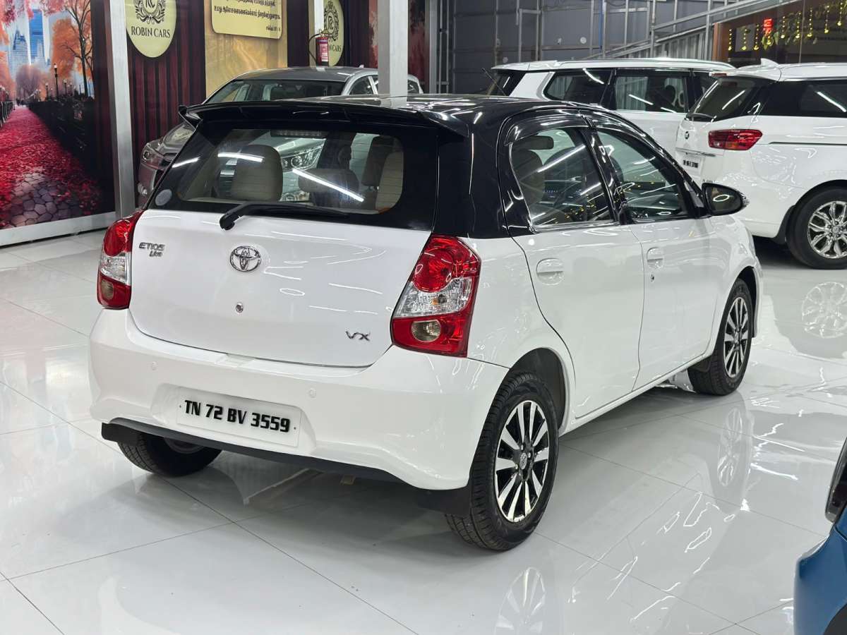 Toyota Etios Liva - Image 9