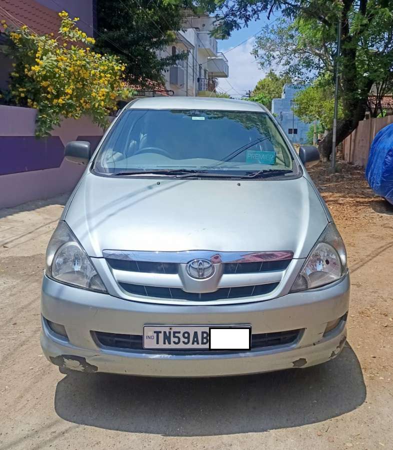Toyota Innova 2.5 G4 8  STR