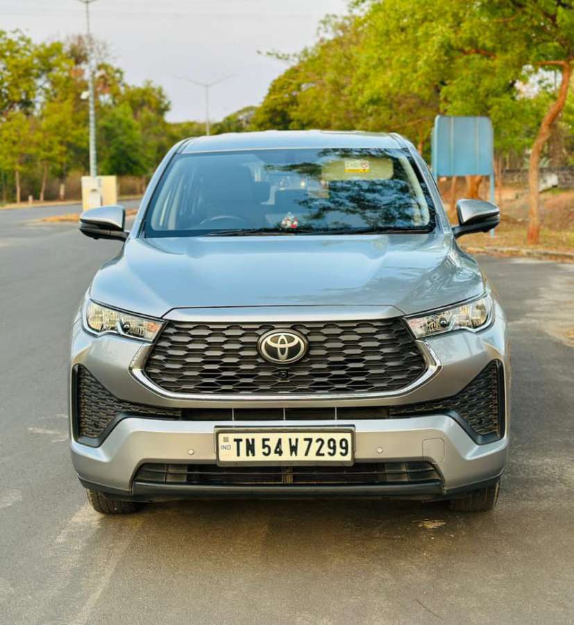 Toyota Innova Hycross VX Hybrid