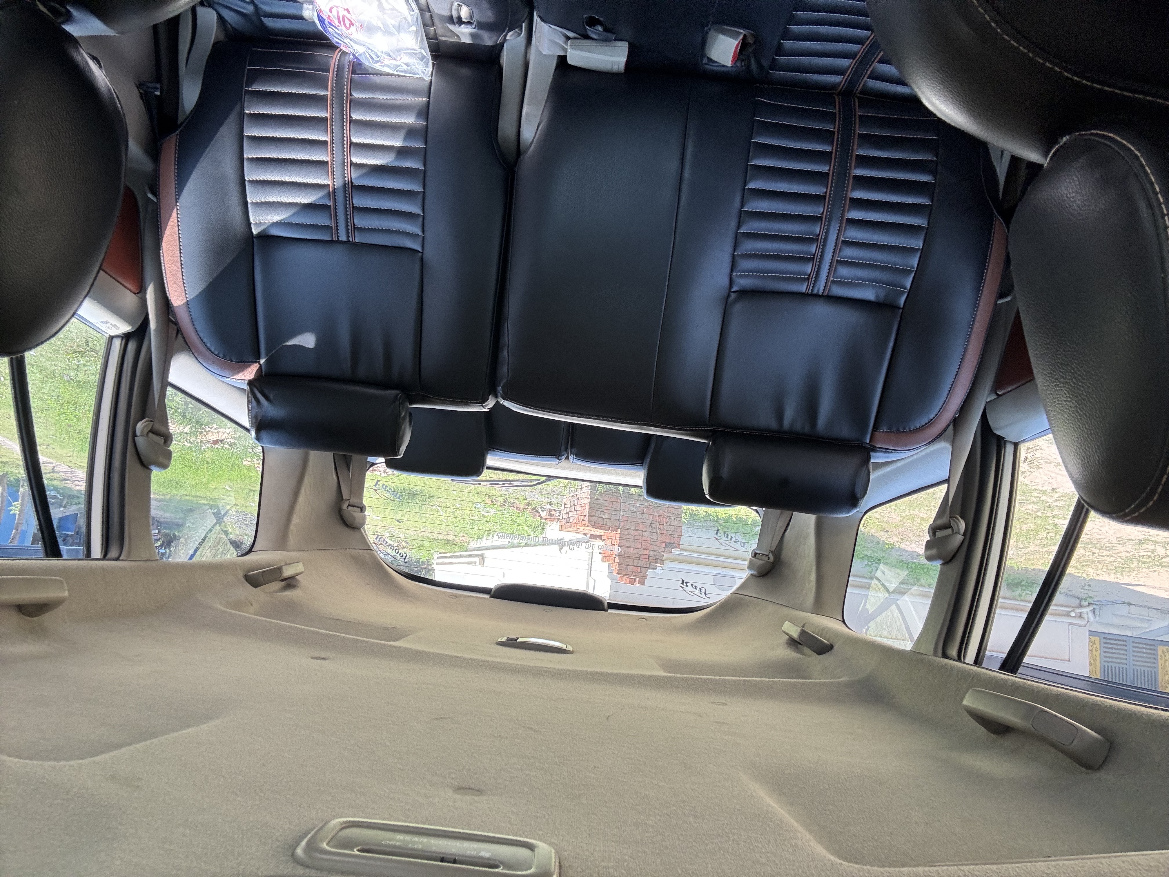 Toyota Innova - Image 9