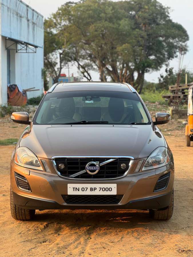 Volvo XC60 D5 AWD AT