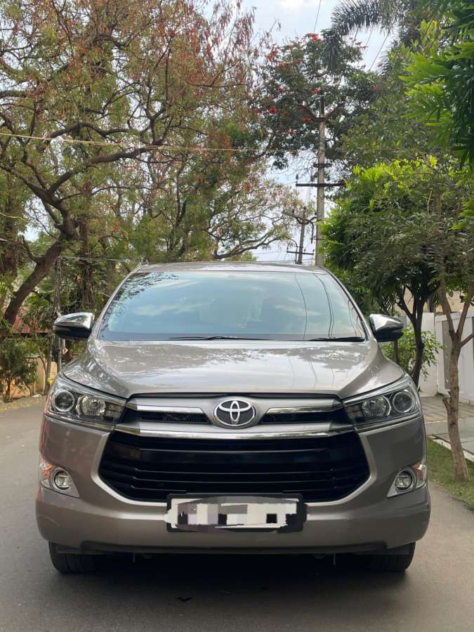 Toyota Innova Crysta 2.8 Z