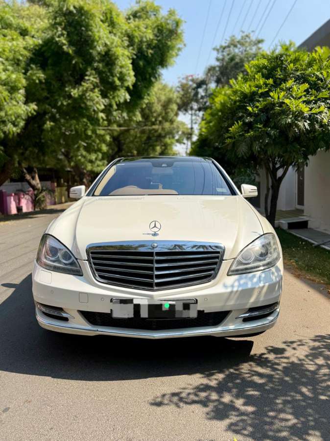 Mercedes Benz S-Class S 500
