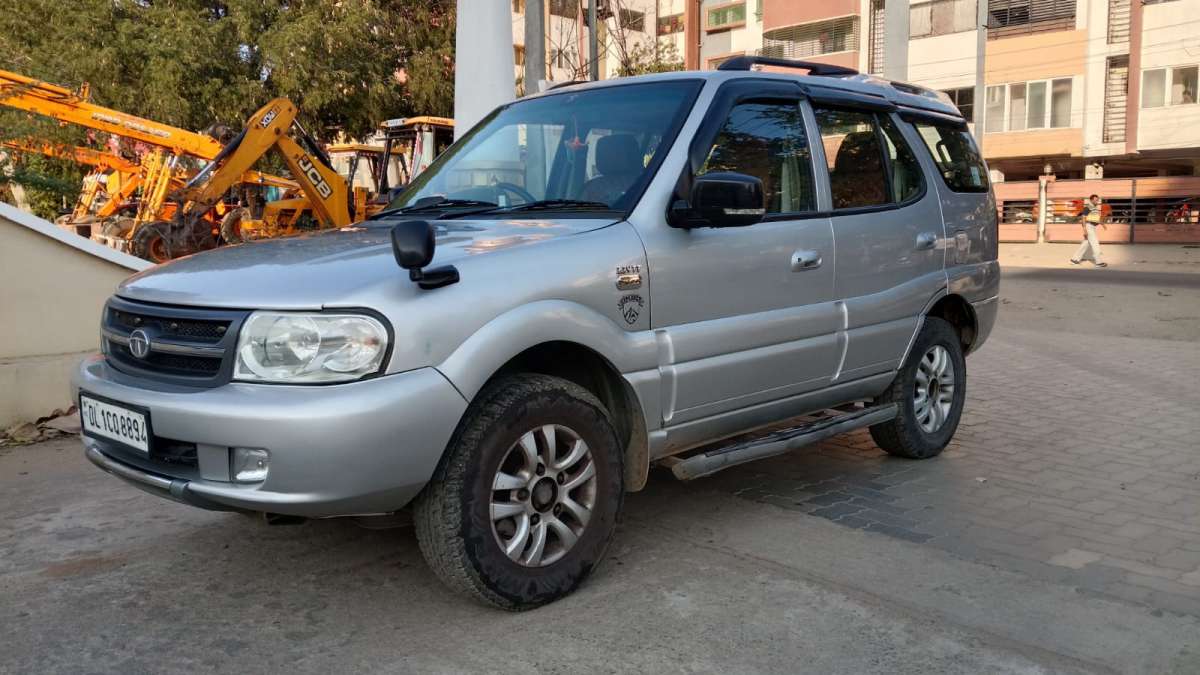 Tata Safari - Image 2