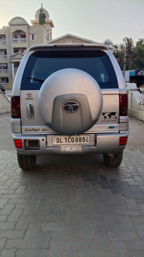 Tata Safari - Image 9