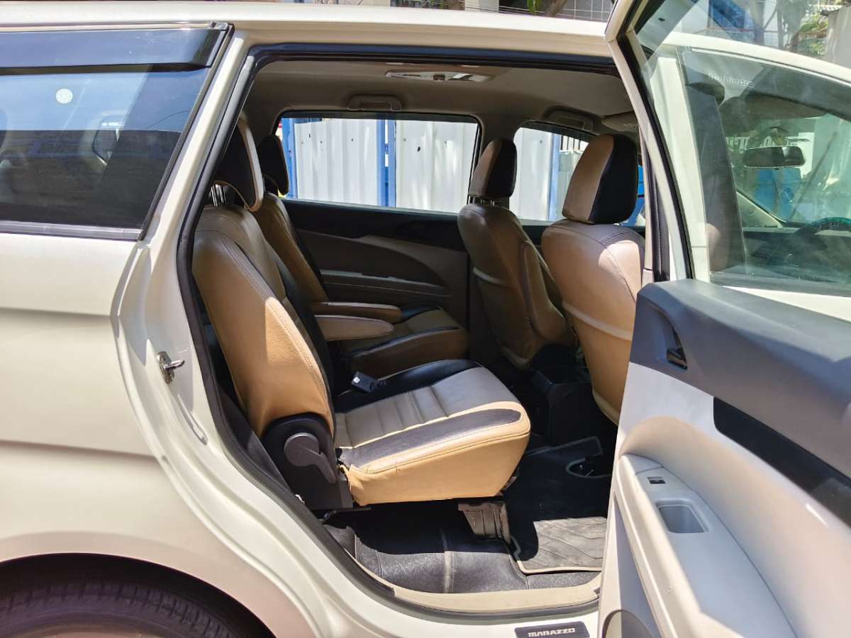 Mahindra Marazzo - Image 8