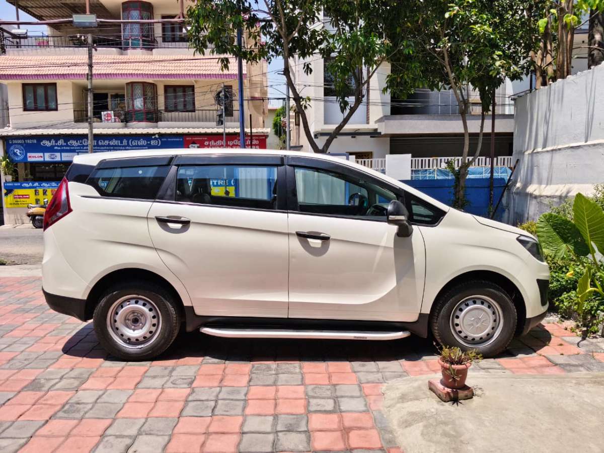 Mahindra Marazzo - Image 10
