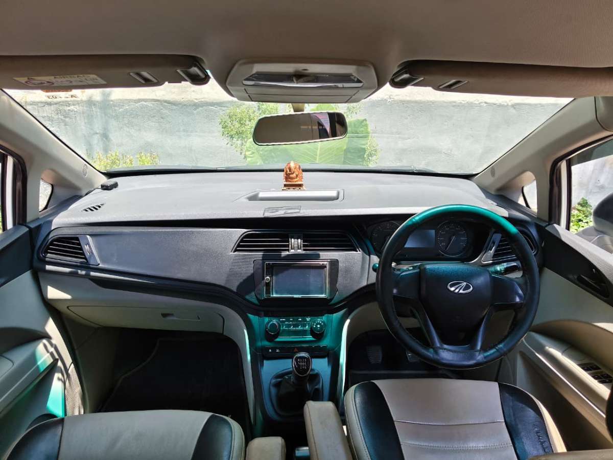 Mahindra Marazzo - Image 11