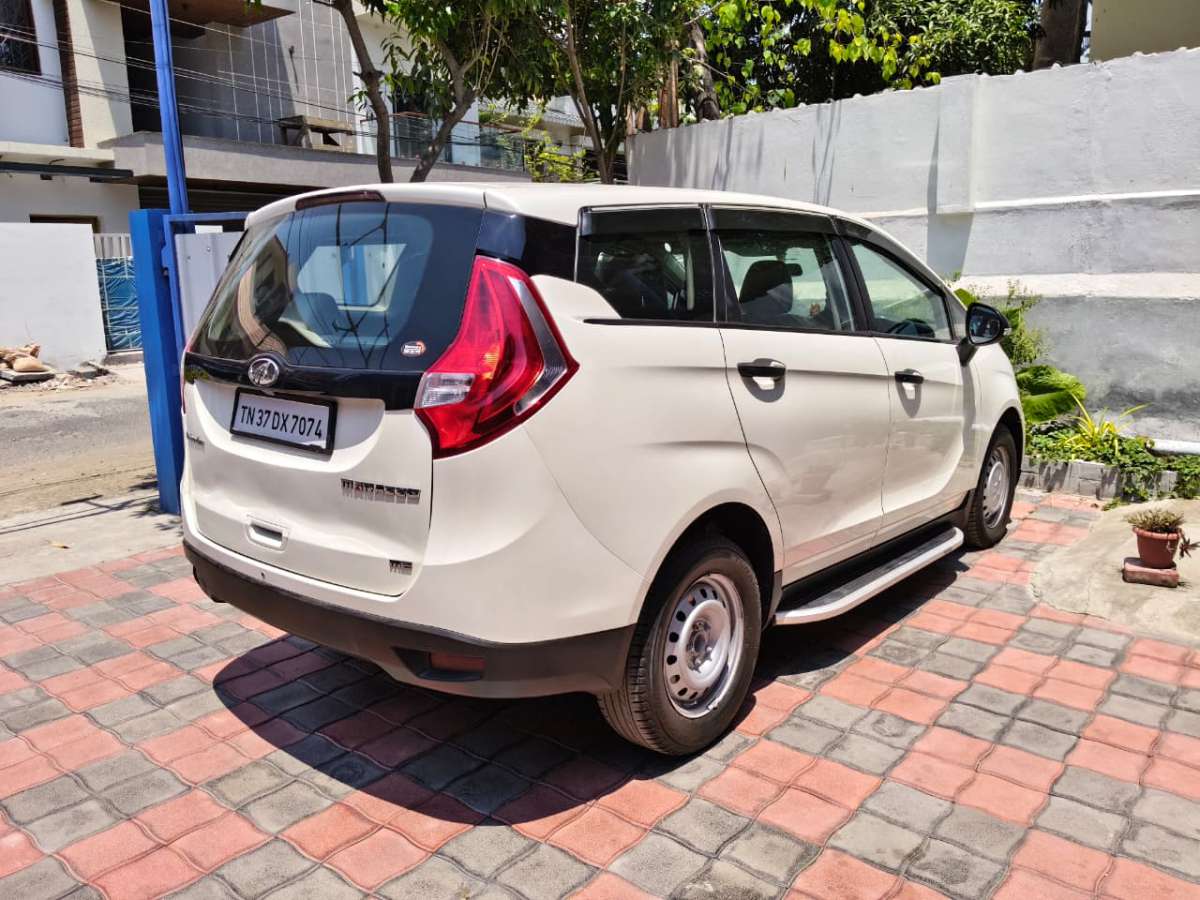 Mahindra Marazzo - Image 13