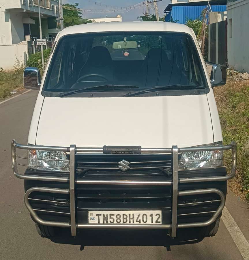 Maruti Suzuki Eeco 5 STR Ac