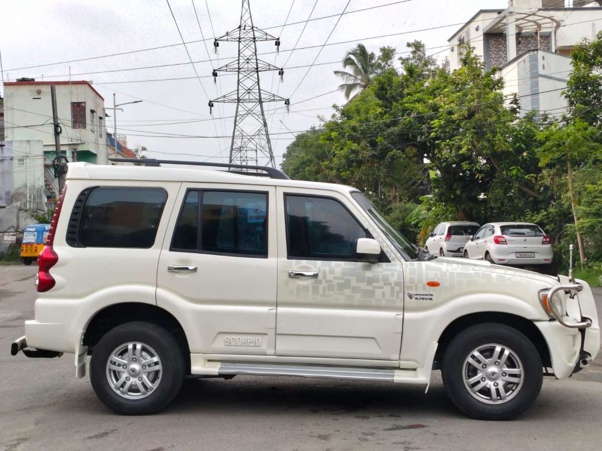 Mahindra Scorpio - Image 2