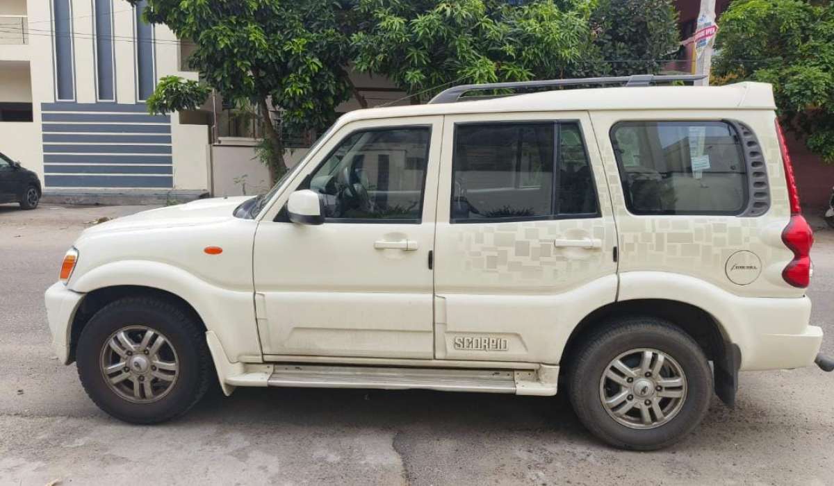 Mahindra Scorpio - Image 3