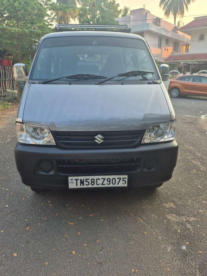 Maruti Suzuki Eeco 5 STR Ac