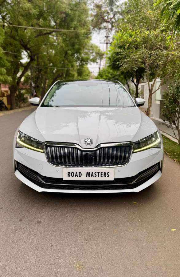 Skoda Superb others