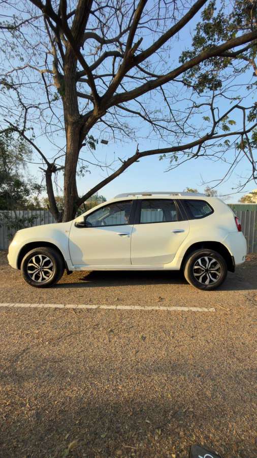 Nissan Terrano - Image 2