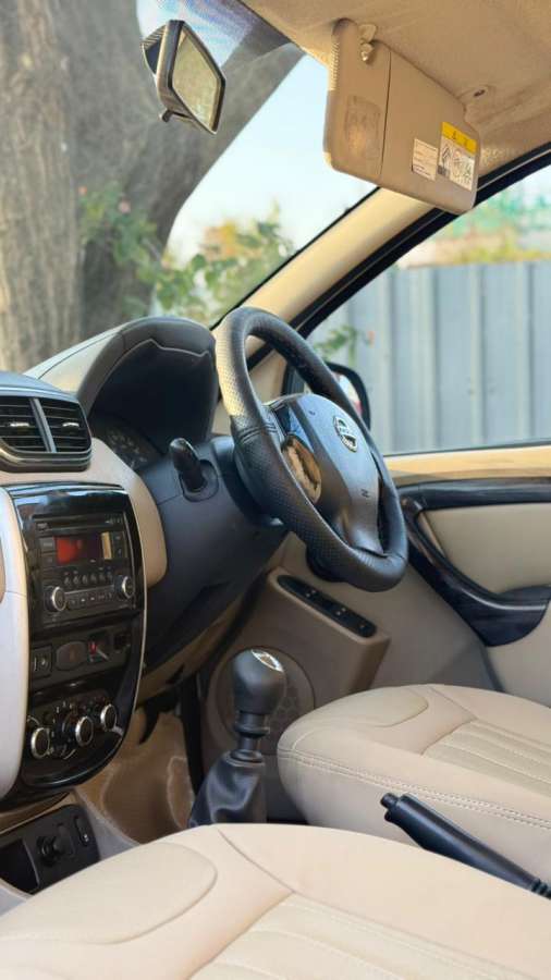 Nissan Terrano - Image 5