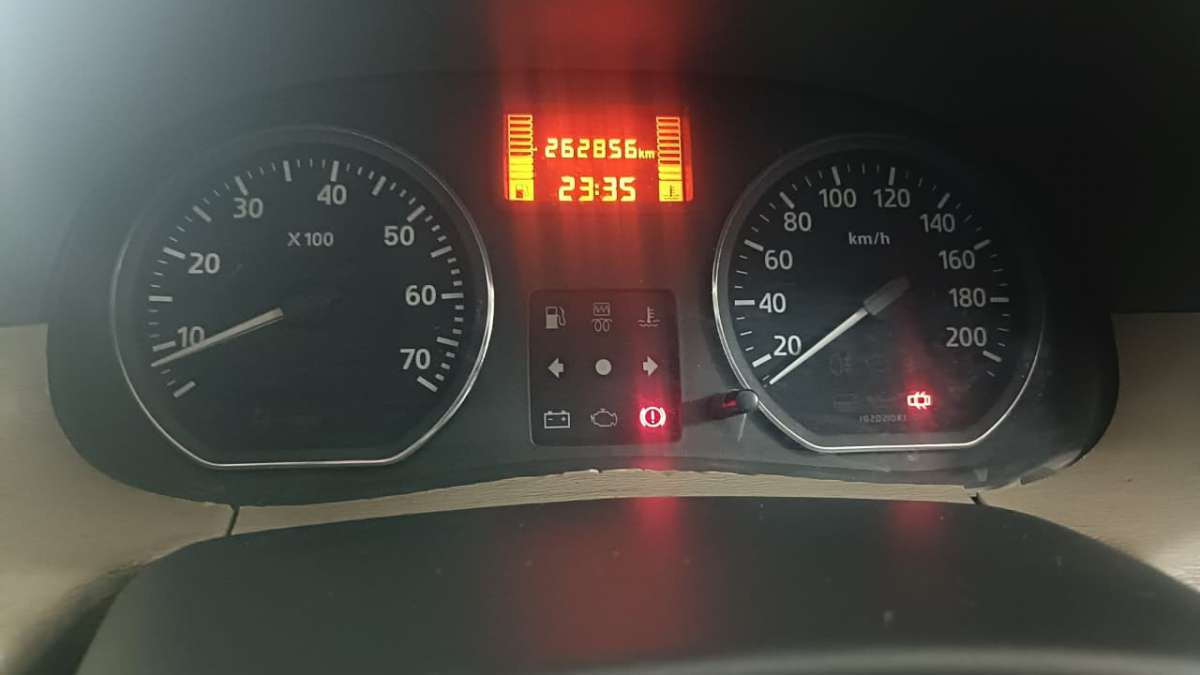 Nissan Terrano - Image 7