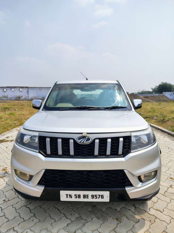 Mahindra Bolero Neo Neo N8