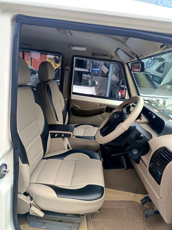 Mahindra Bolero - Image 4