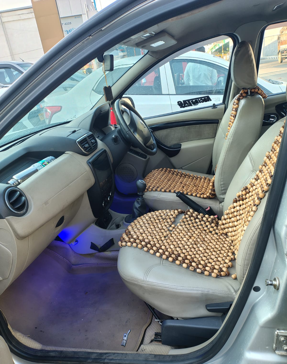 Nissan Terrano - Image 4