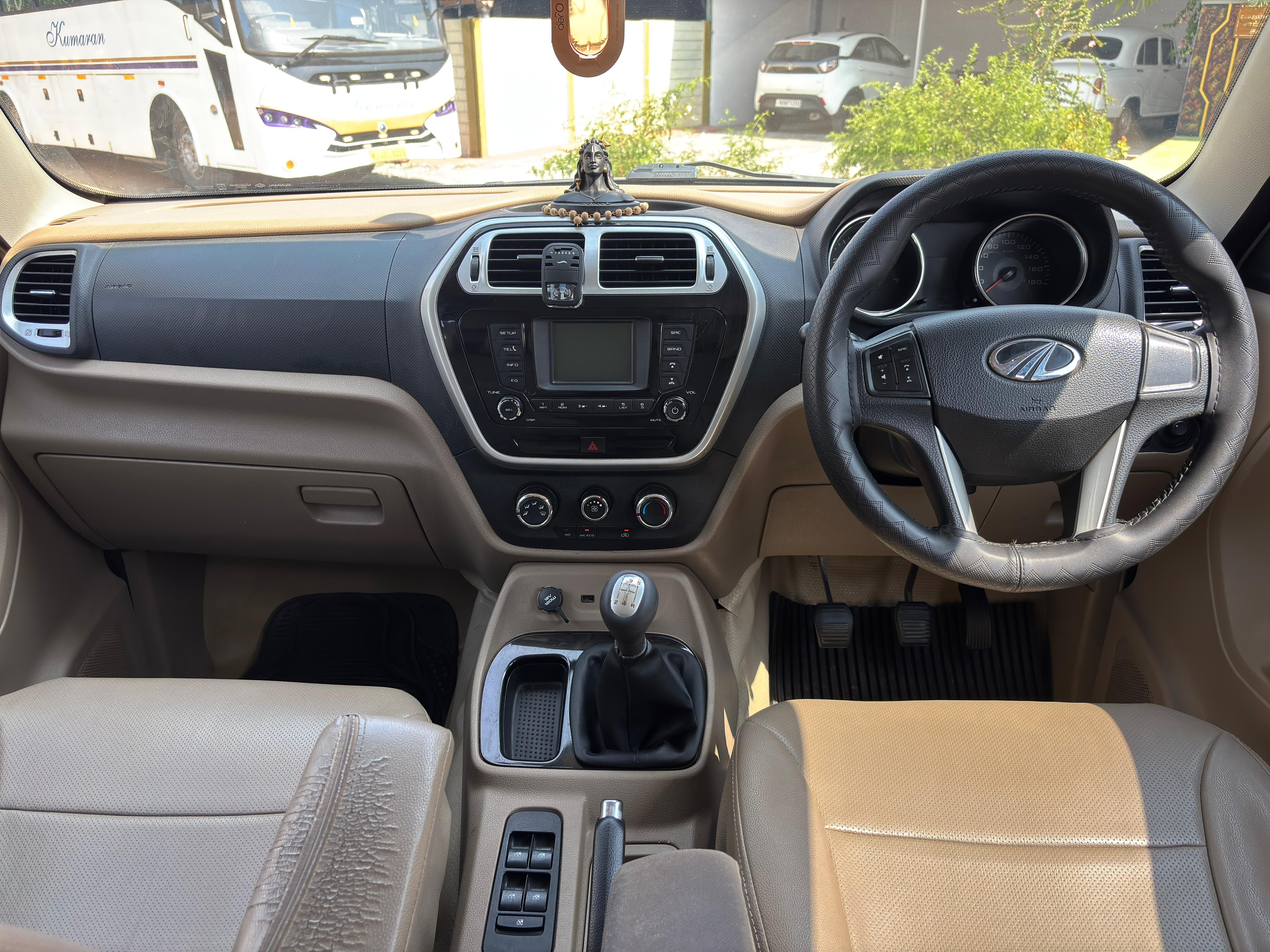 Mahindra TUV300 - Image 7