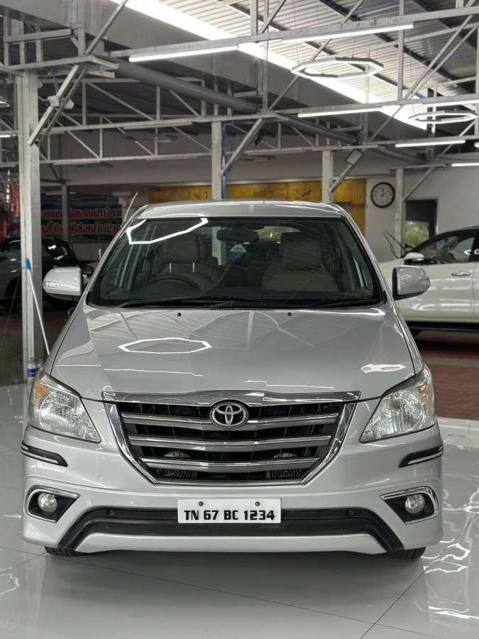 Toyota Innova 2.5 V 7 STR
