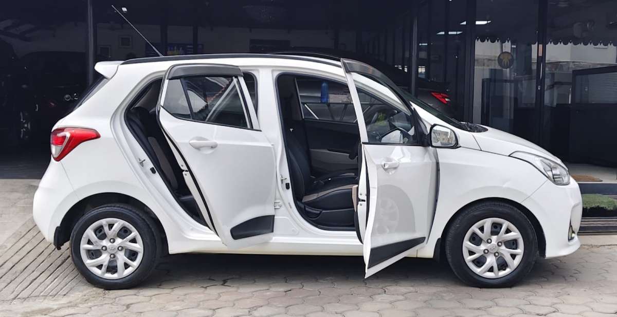 Honda Jazz - Image 2