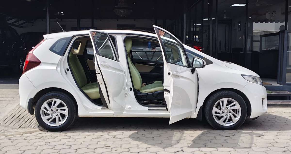 Honda Jazz - Image 3