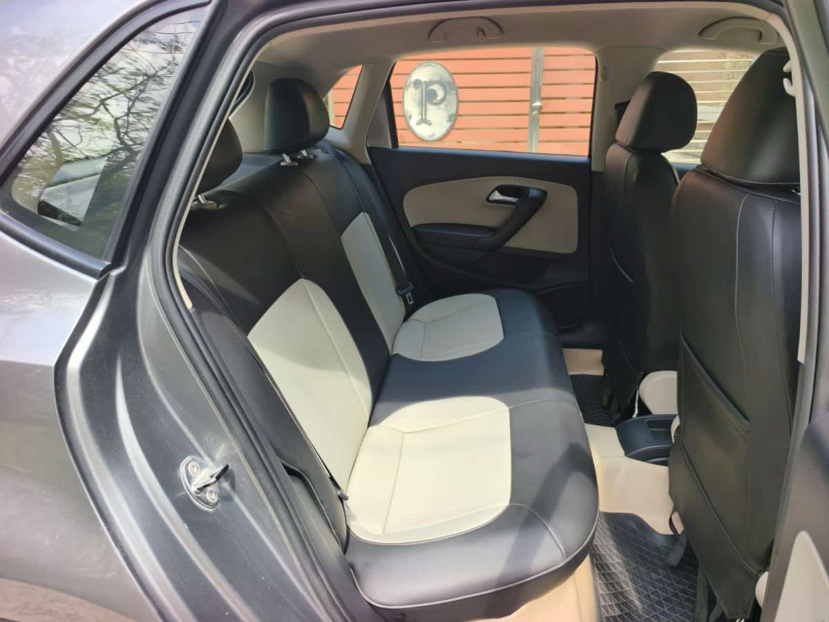 Volkswagen Polo - Image 4