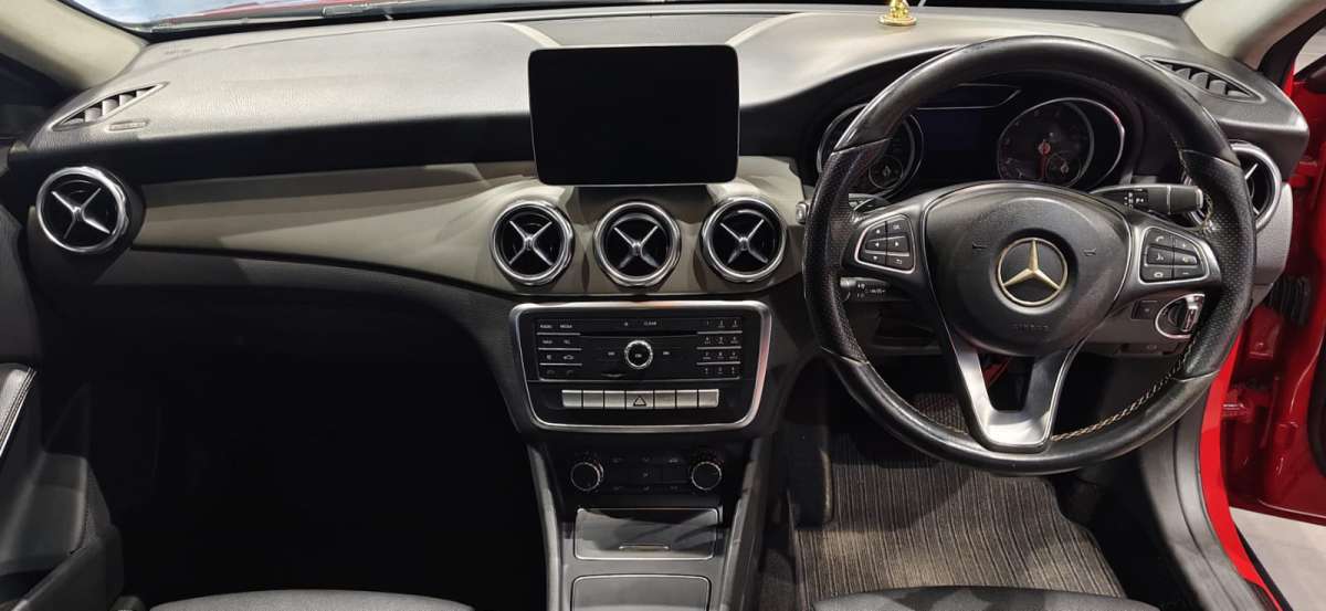 Mercedes Benz GLA - Image 4