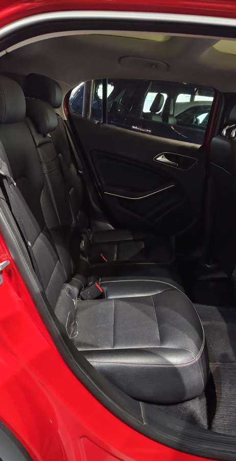 Mercedes Benz GLA - Image 5