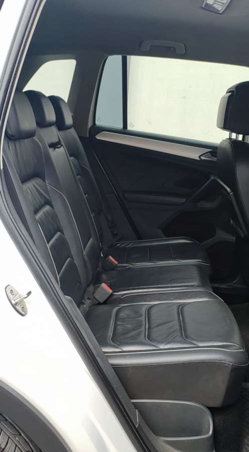 Volkswagen Tiguan - Image 4