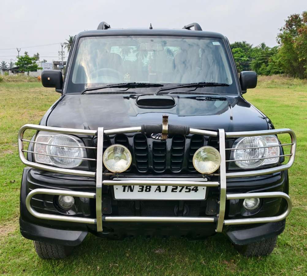 Mahindra Scorpio 2.6 SLX Mahindra Scorpio 2.6 SLX