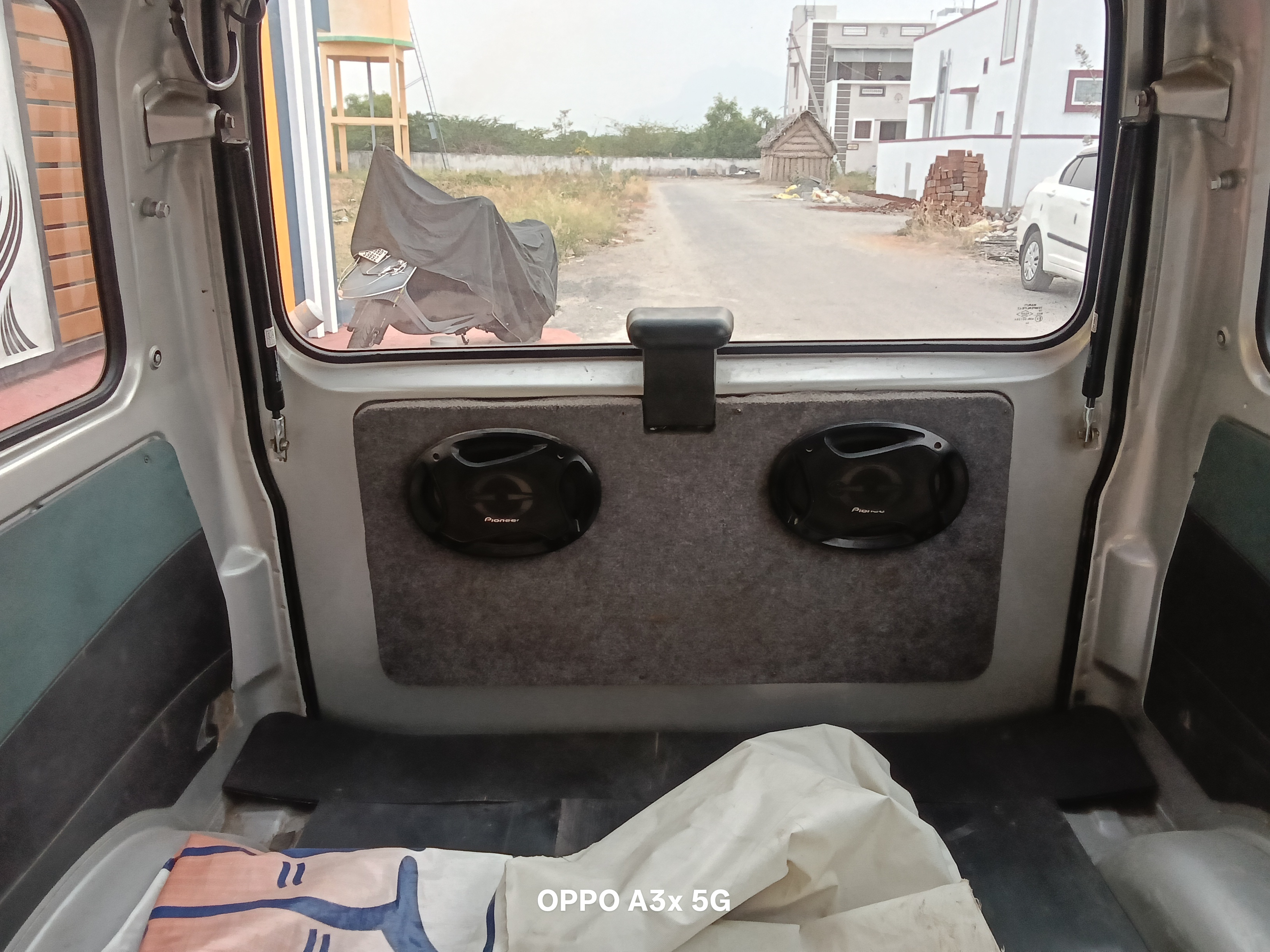 Maruti Suzuki Omni - Image 9