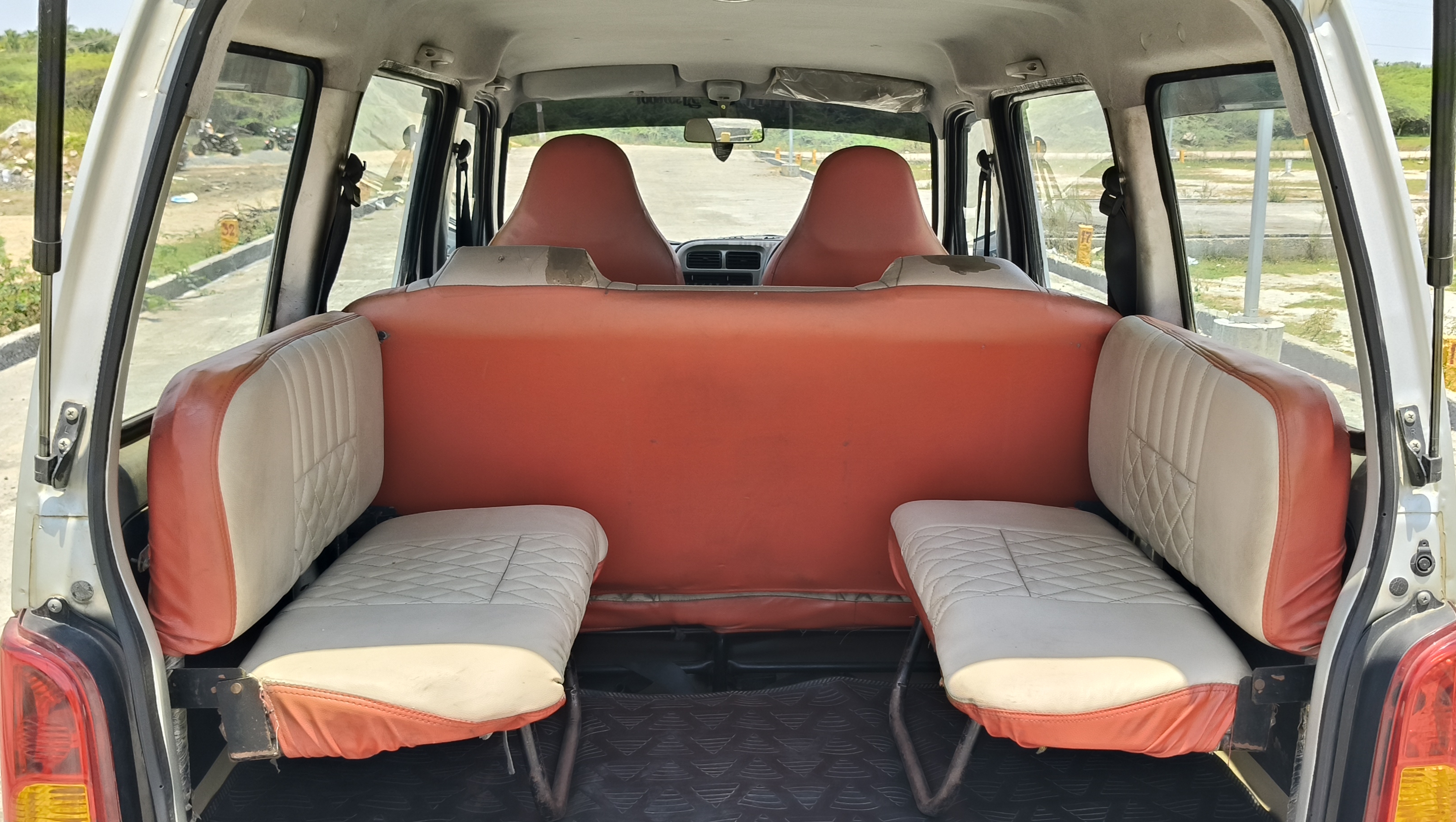 Maruti Suzuki Eeco - Image 11