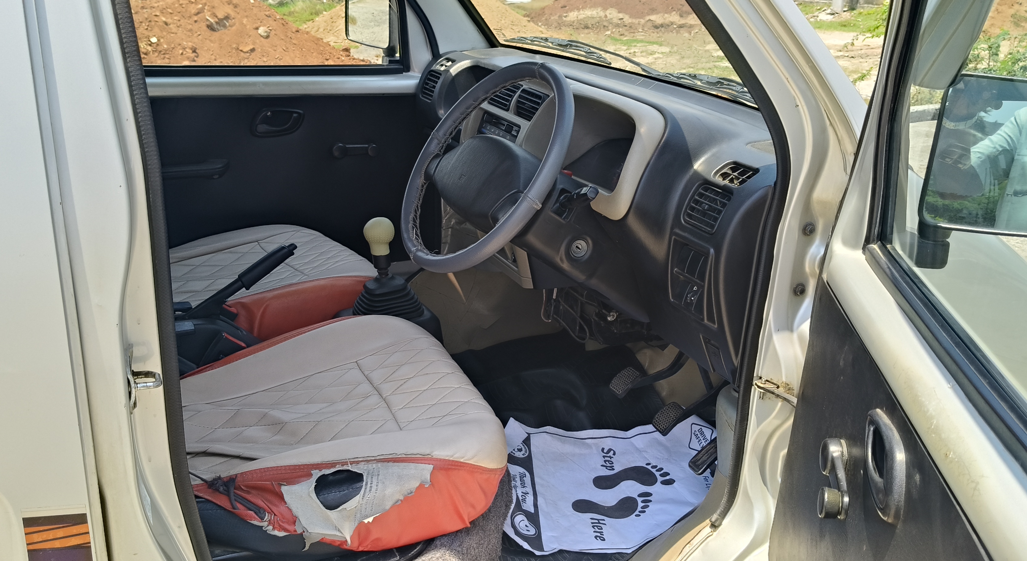 Maruti Suzuki Eeco - Image 10