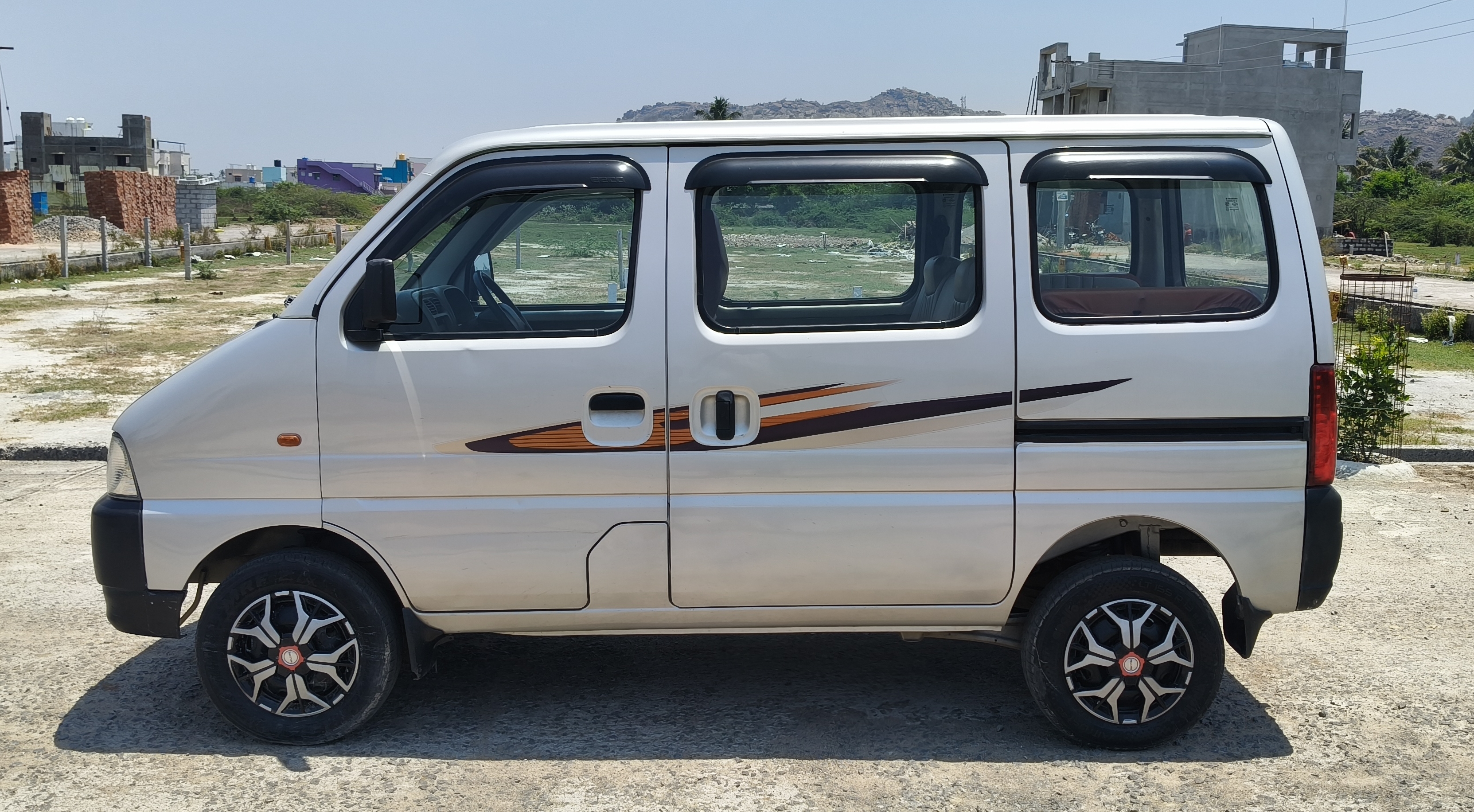 Maruti Suzuki Eeco - Image 5
