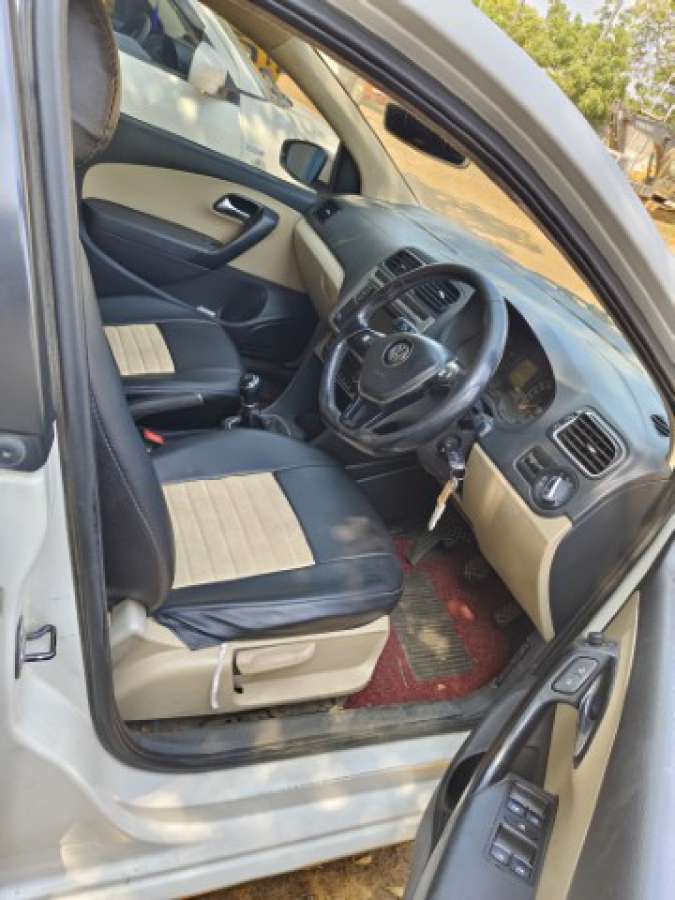 Volkswagen Polo - Image 4