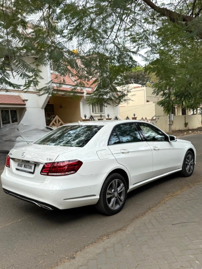 Mercedes Benz E-Class - Image 4