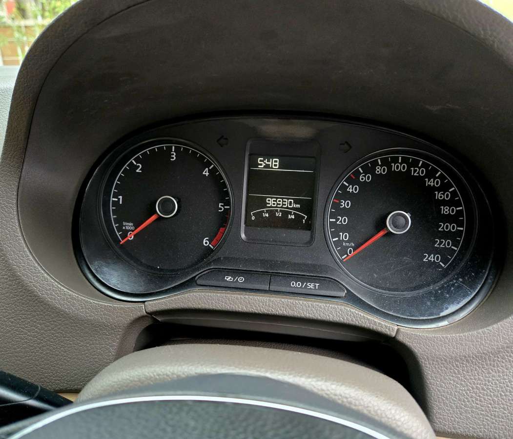 Volkswagen Vento - Image 7