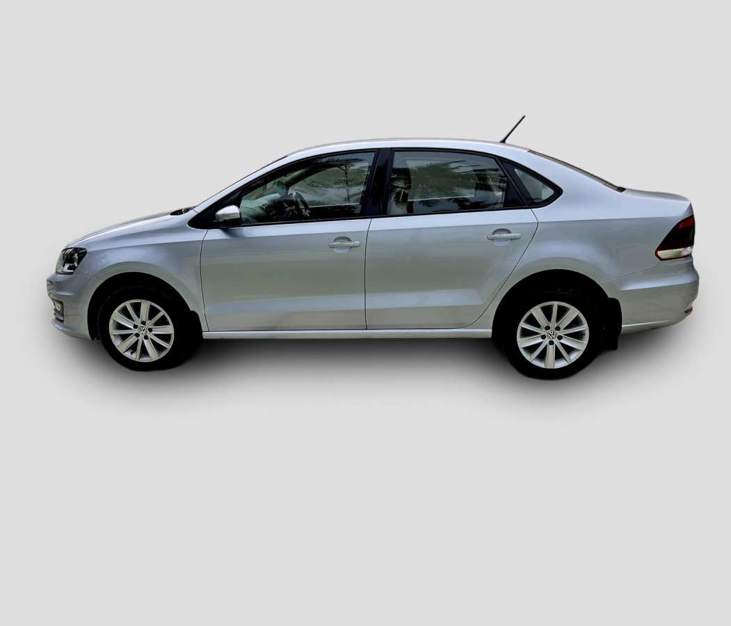 Volkswagen Vento - Image 6