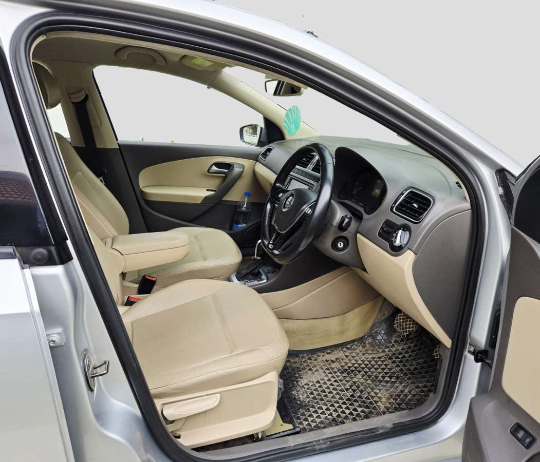 Volkswagen Vento - Image 8