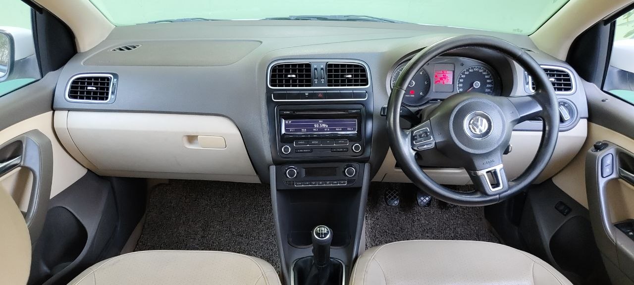 Volkswagen Vento - Image 8