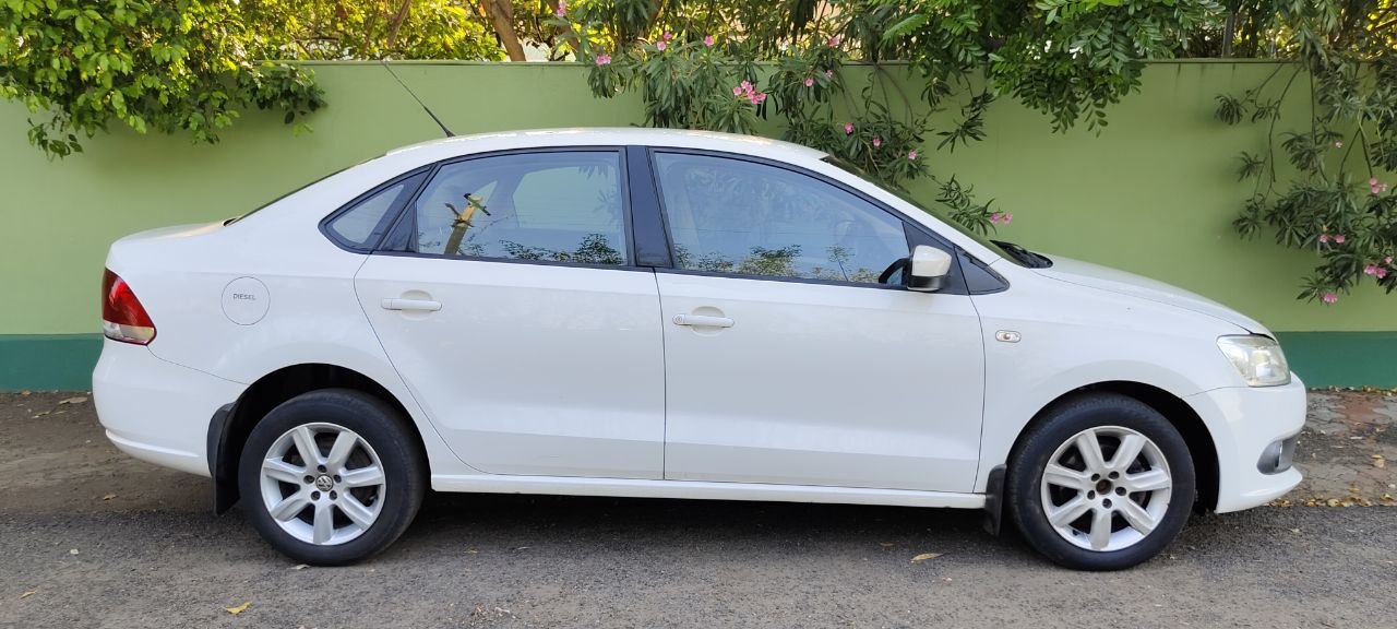 Volkswagen Vento - Image 4
