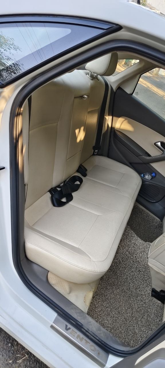 Volkswagen Vento - Image 6