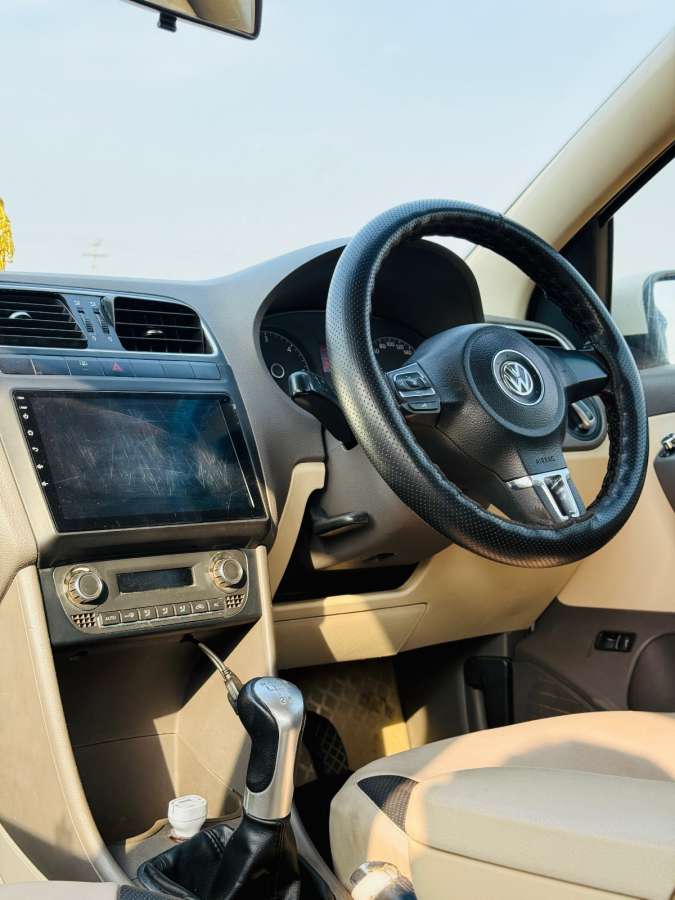 Volkswagen Vento - Image 6